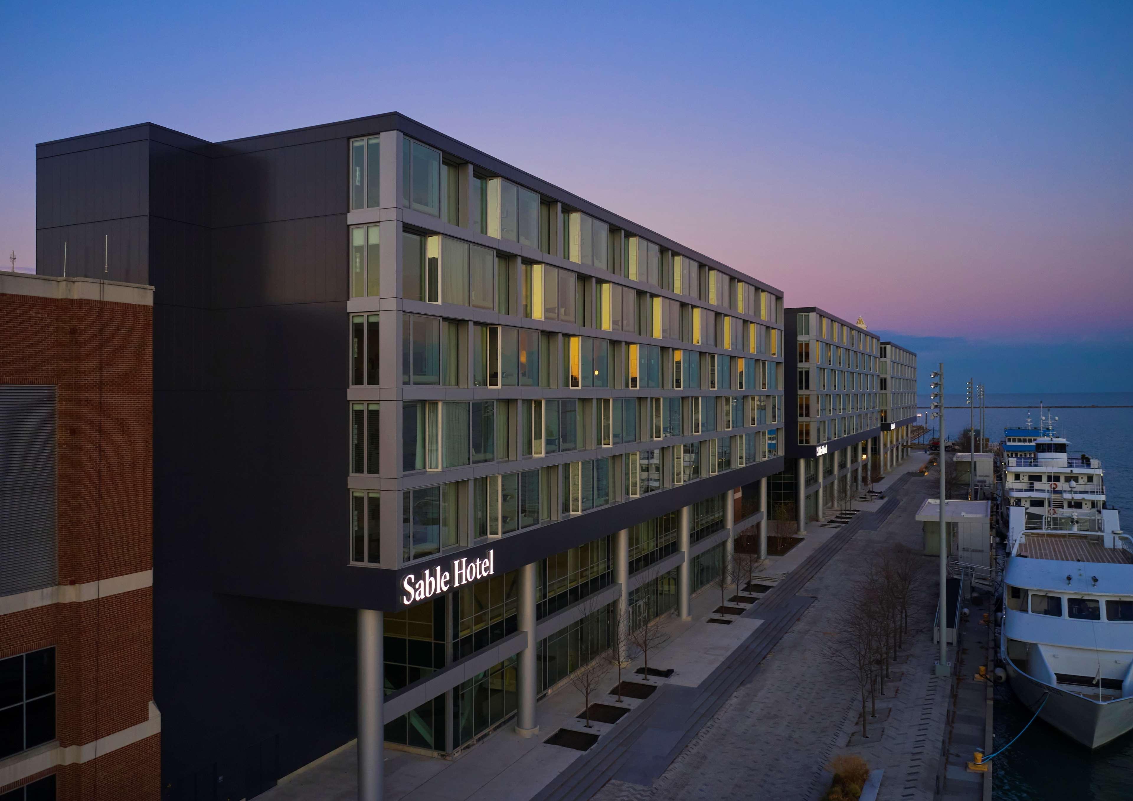 Hotel Sable At Navy Pier Chicago, Curio Collection By Hilton Exterior foto