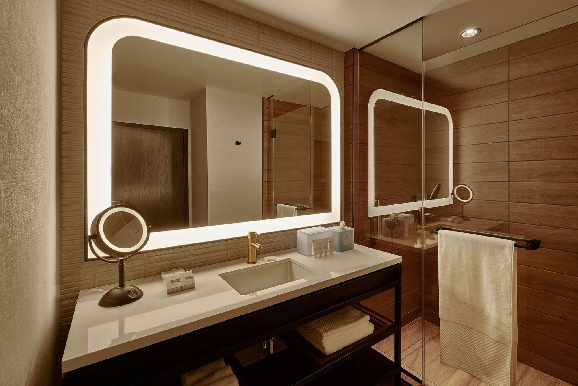 Hotel Sable At Navy Pier Chicago, Curio Collection By Hilton Exterior foto