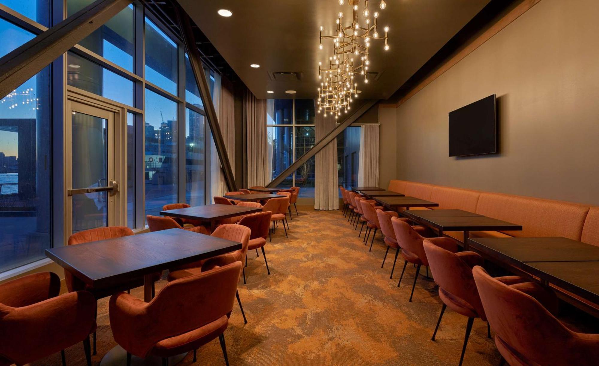 Hotel Sable At Navy Pier Chicago, Curio Collection By Hilton Exterior foto